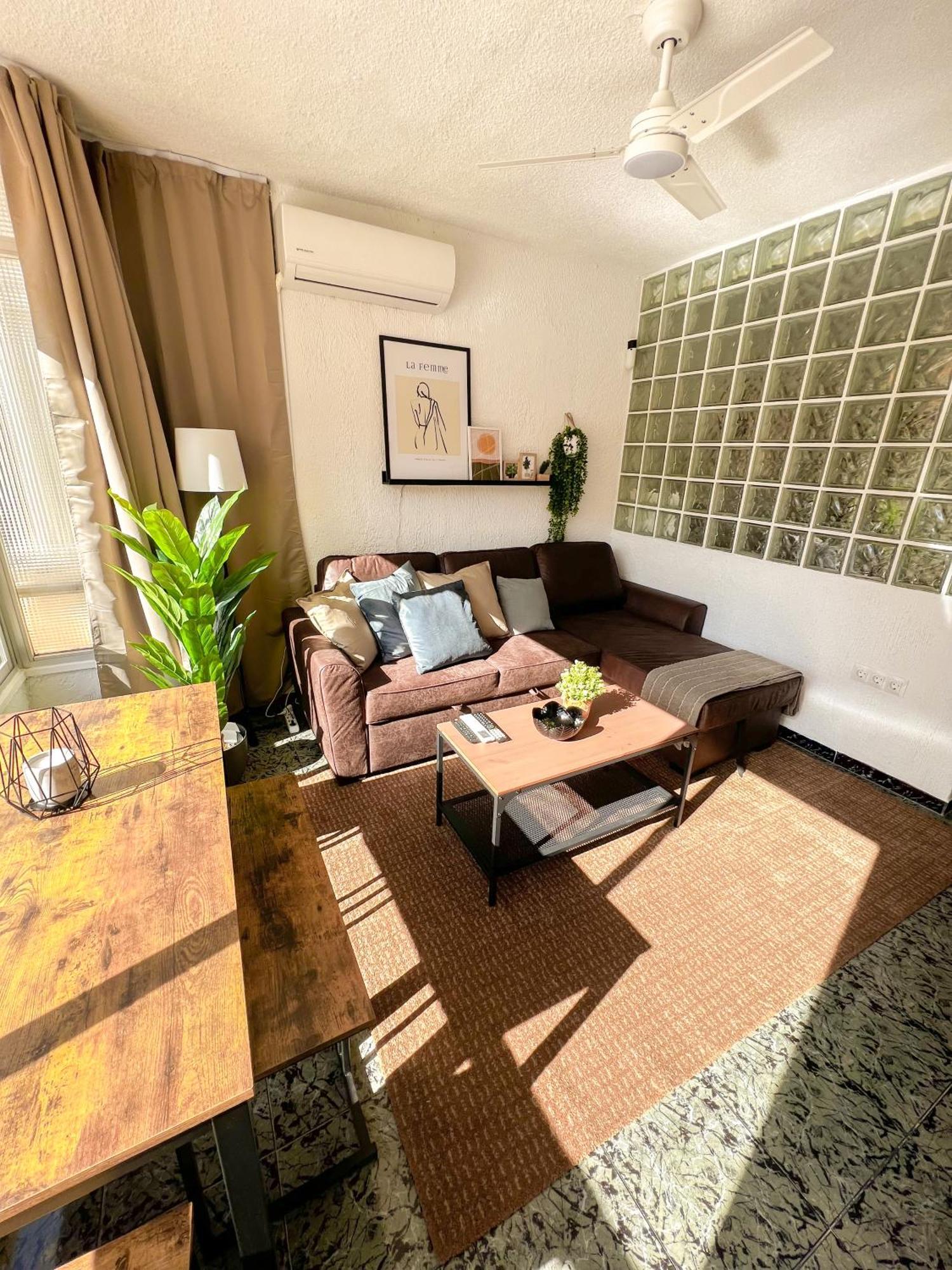 Апартаменти Cozy And Bright Flat With Pool Торремолінос Екстер'єр фото