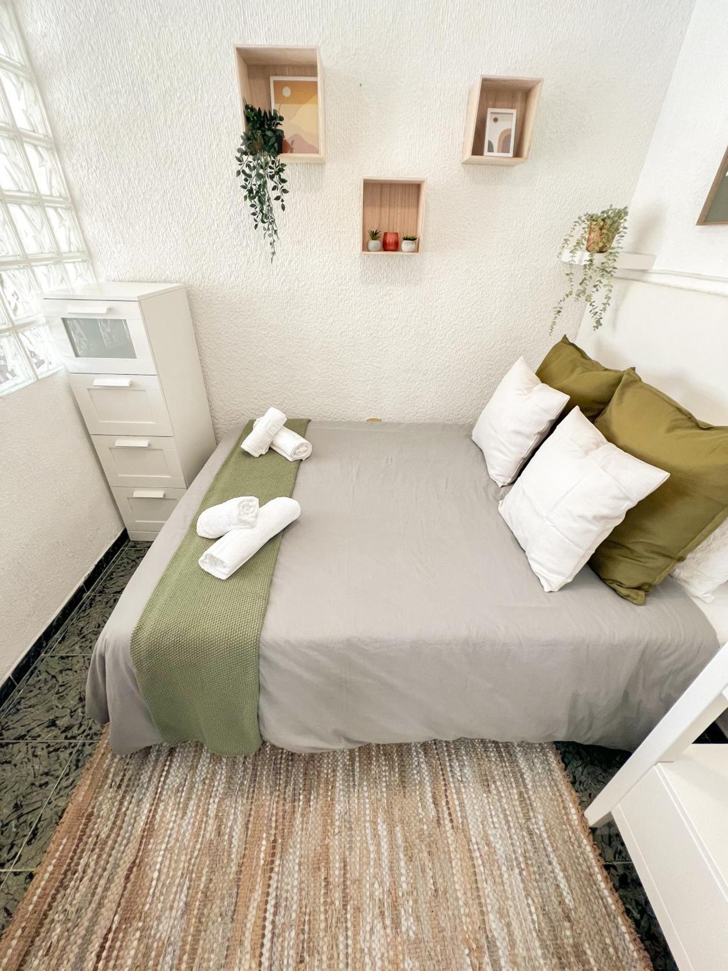 Апартаменти Cozy And Bright Flat With Pool Торремолінос Екстер'єр фото