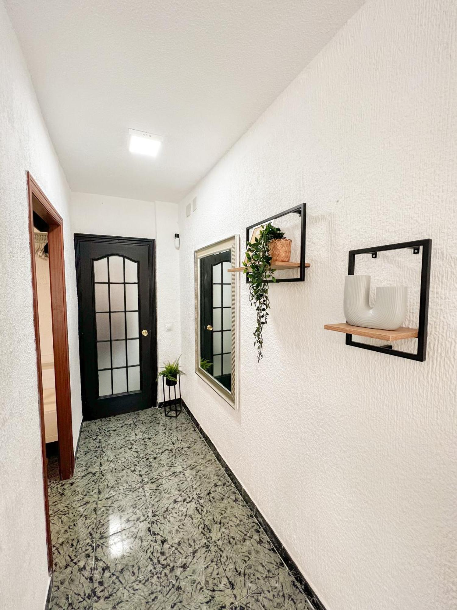 Апартаменти Cozy And Bright Flat With Pool Торремолінос Екстер'єр фото
