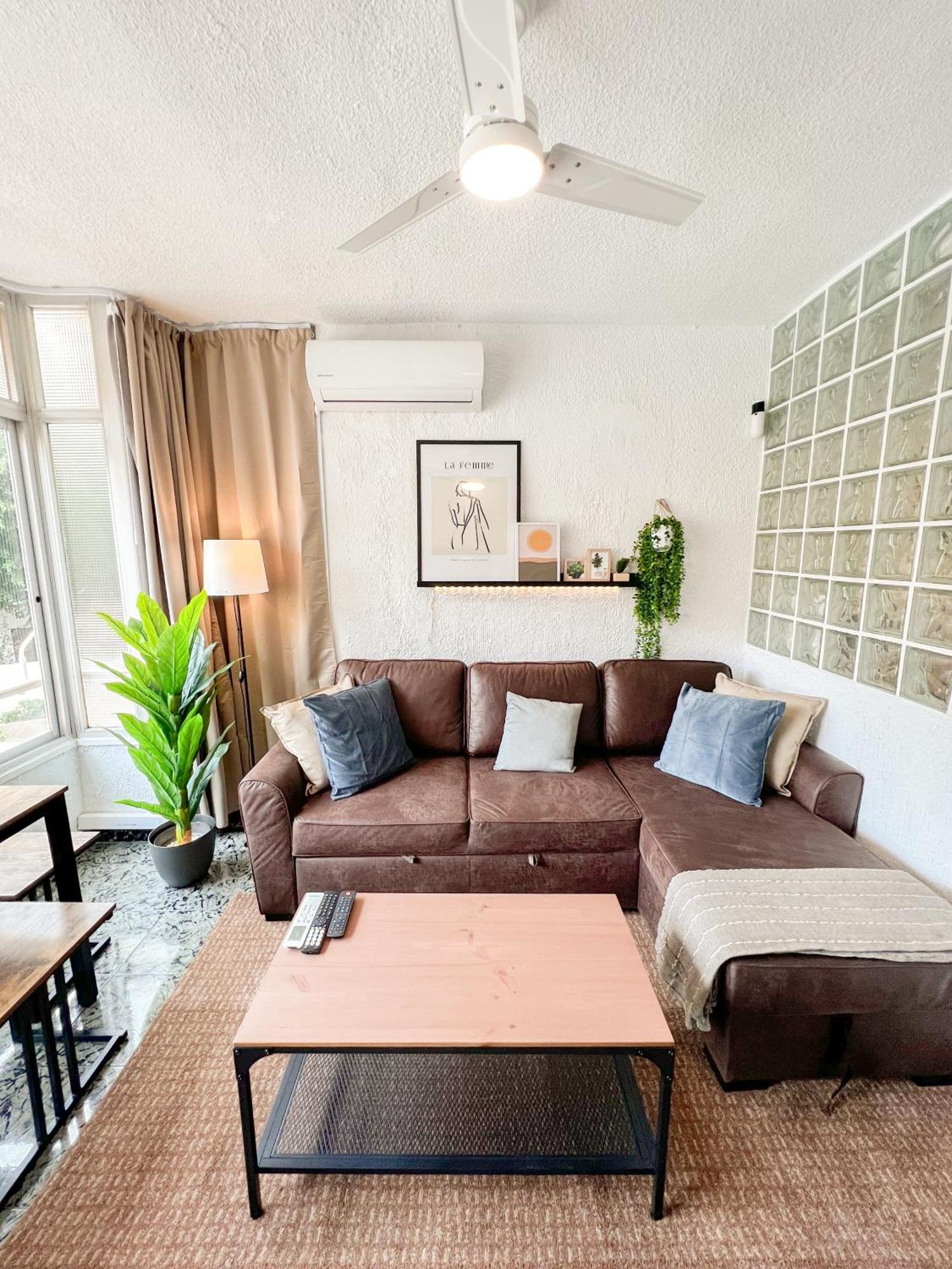 Апартаменти Cozy And Bright Flat With Pool Торремолінос Екстер'єр фото